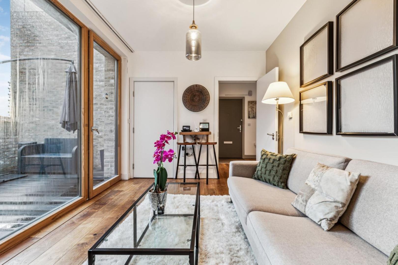 Modern Designed 2 Bed Penthouse Sleeps Five Apartamento Londres